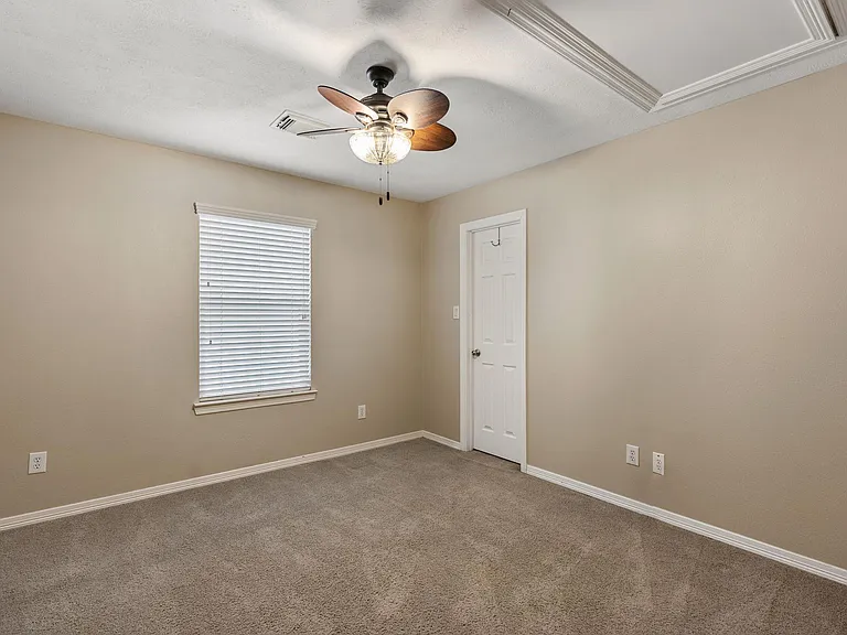 4223 Rose St — Photo 29