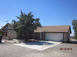 3176 Rancho Rd, Pinon Hills, CA 92372