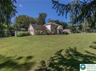 3256 Woodlea Rd N, Orefield, PA 18069