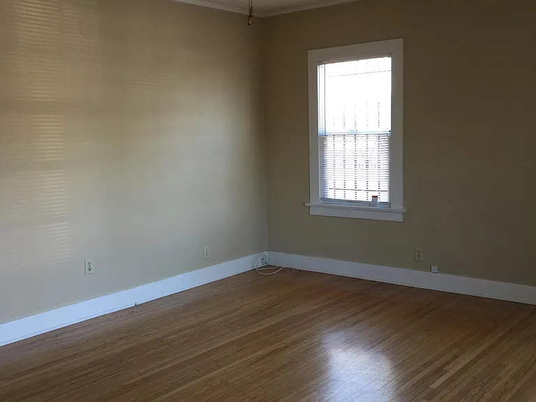 2101 Hillcrest Dr — Photo 4