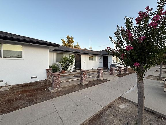 2nd image of 1205 F St