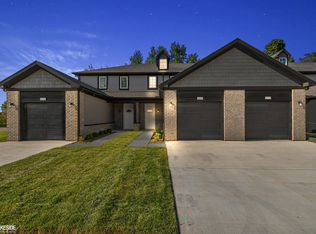 28132 Delano Dr BUILDING 15, New Baltimore, MI 48051