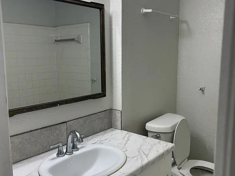 9850 La Branch Dr — Photo 39