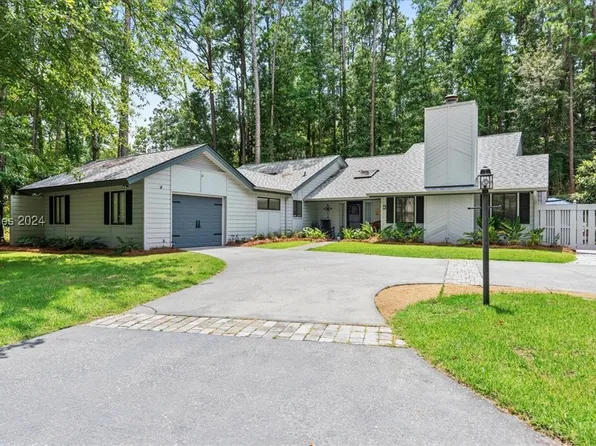 8 Arrow Wood Rd, Hilton Head Island, SC 29926