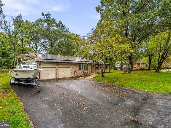 2nd image of 3711 Joy Ln