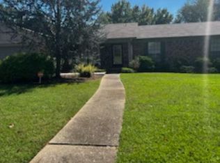 30 Club Rd, Jacksonville, AR 72076