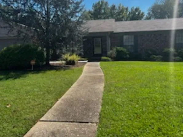 30 Club Rd, Jacksonville, AR 72076