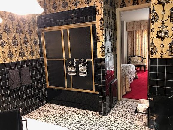 1st floor bedroom 2, bath