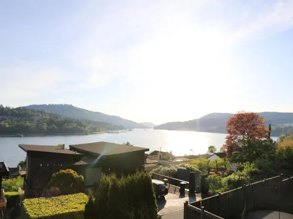 18 Axford Bay, Pt Moody, BC V3H 3R2