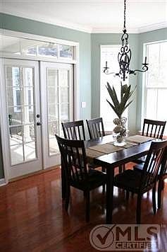 4th image of 3248 Whitman Way #19