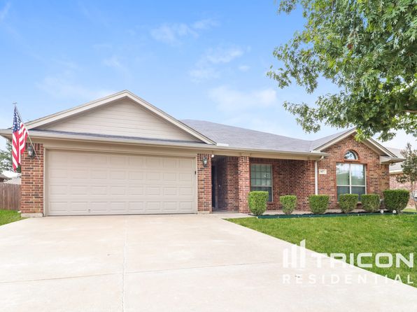 617 Reagan Ln