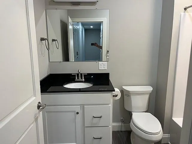 236 W Market St #1 — Photo 7