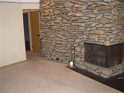 4th image of 21550 Clifford Dr