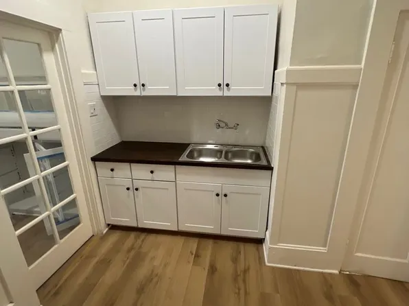 738 E Santa Barbara St, Santa Paula, CA 93060