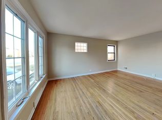 1215 Lehnertz Cir, Aurora, IL 60505