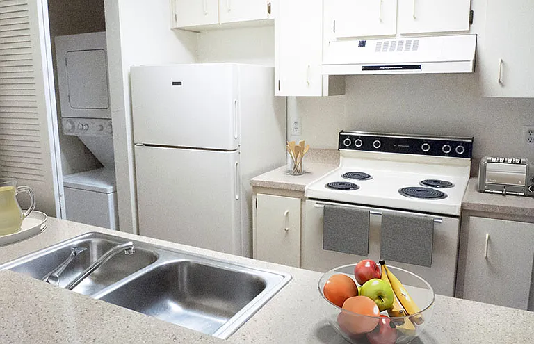 Paddock Place Apartment Homes — Photo 4