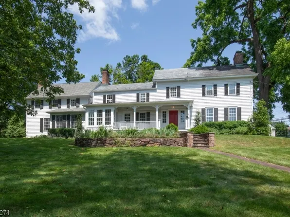 3 Old Chester Rd, Peapack Gladstone Boro, NJ 07934