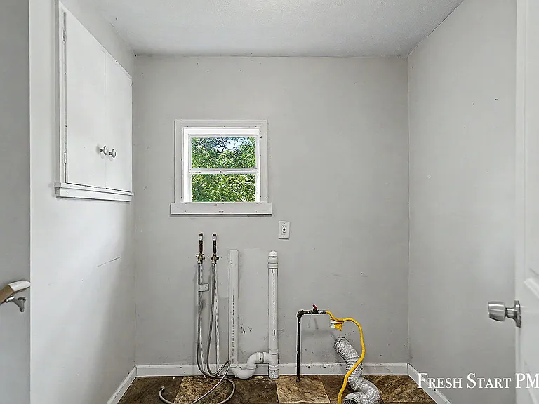 851 Park St SW #2 — Photo 19