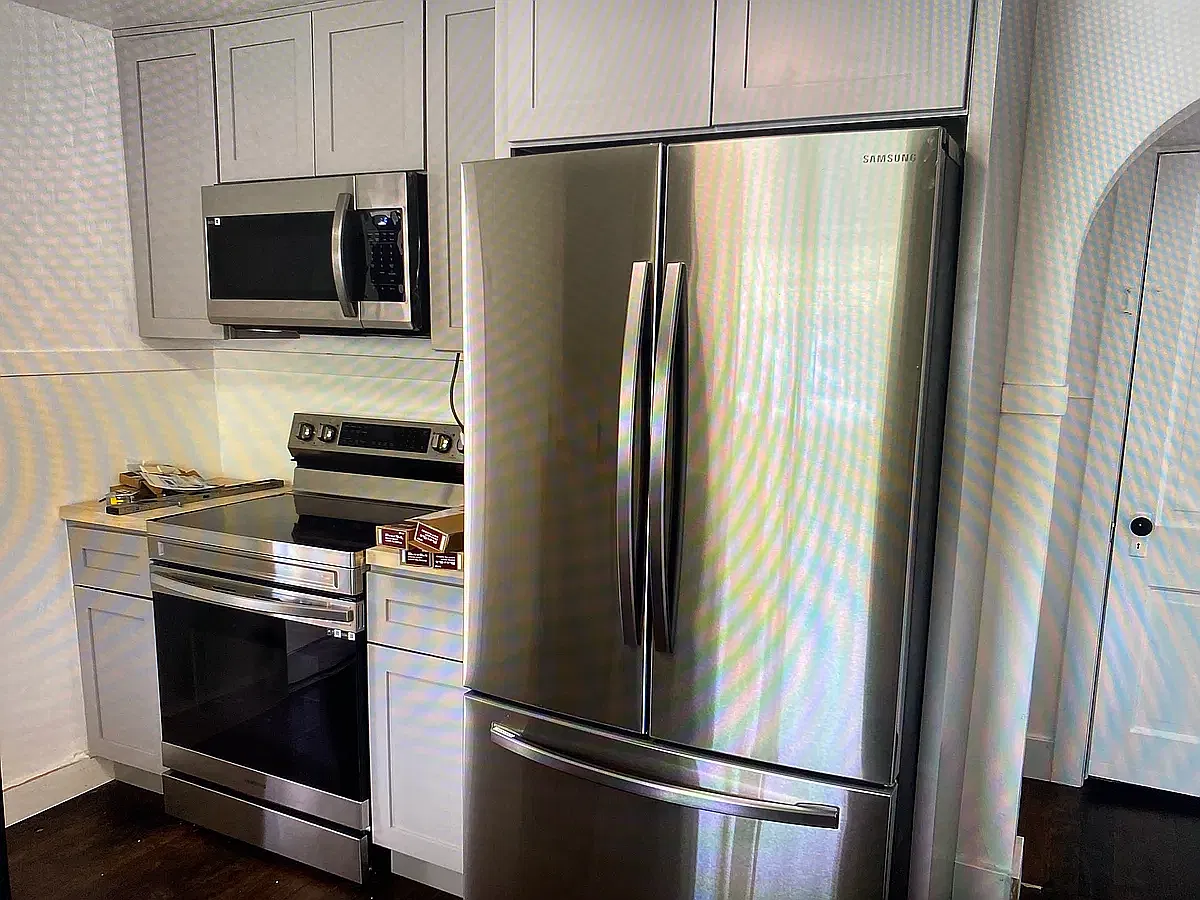 3 bed, 2512 sqft, $1,800 — Photo 4