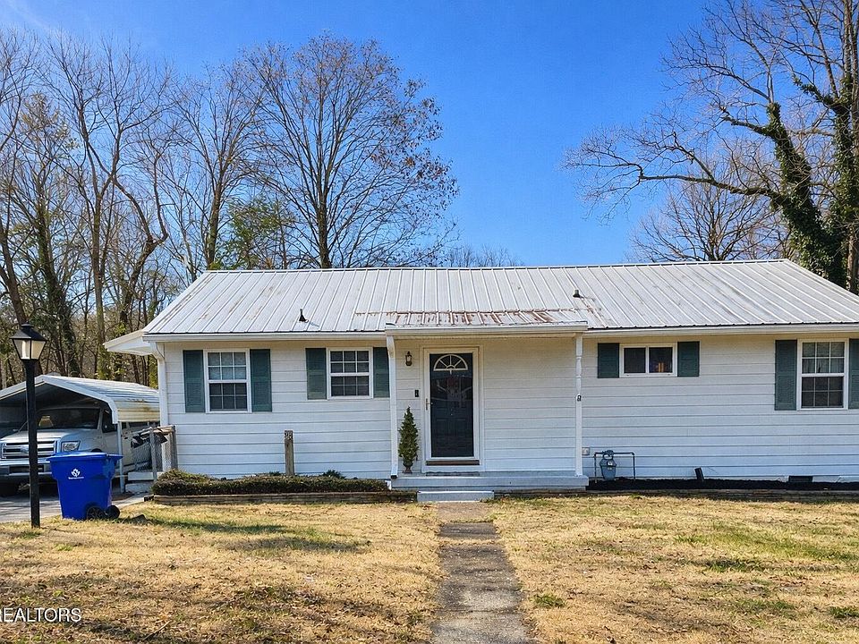 1st image of 318 East Dr