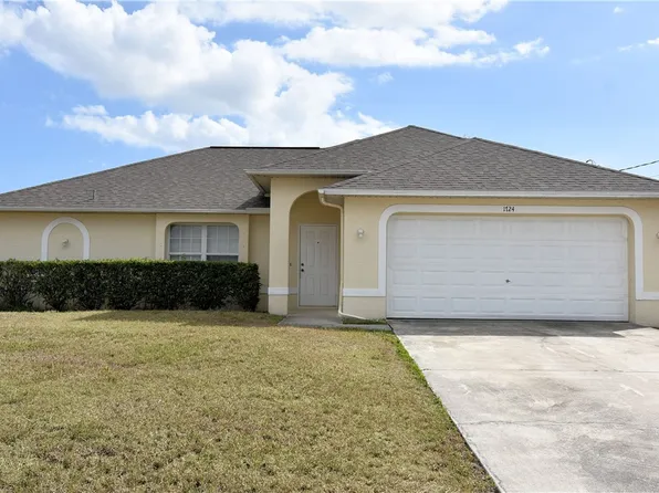 1724 SW 15th Ter, Cape Coral, FL 33991