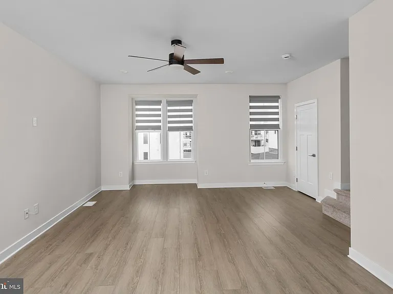 33 Peppermint Ln — Photo 10