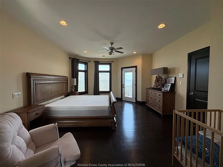 236 Shoreview Ct — Photo 21