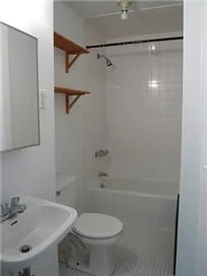 Rented by Veracity NYC LLC | media 30