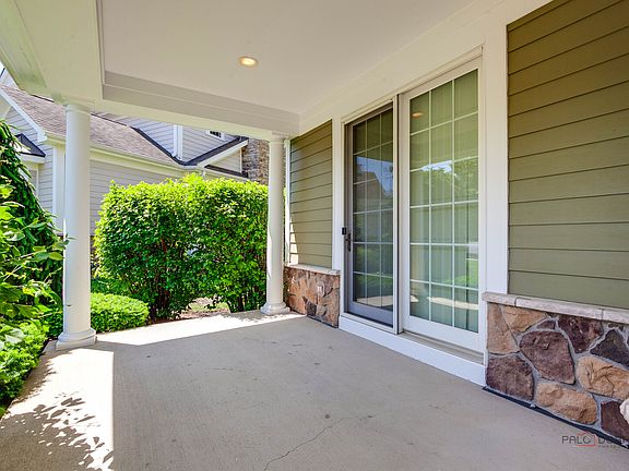 3rd image of 231 Cater Ln