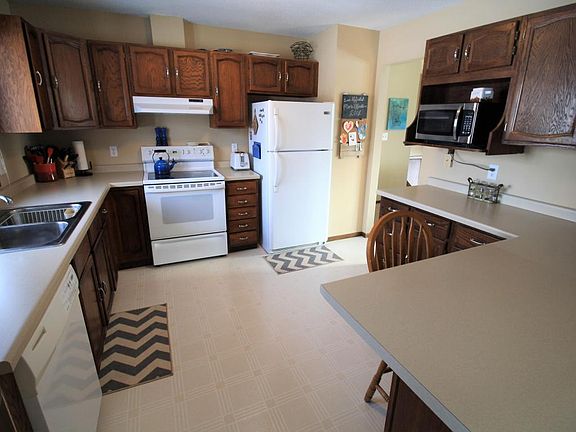 3rd image of 13134 Merry Meadows Ln