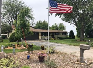 315 N Water St, Fremont, IA 52561