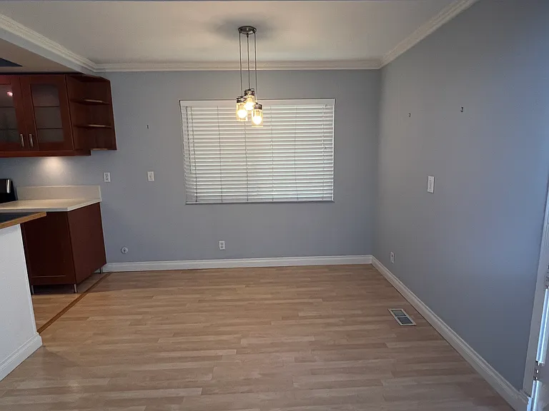 514 Marigold Ave #1/2 — Photo 8