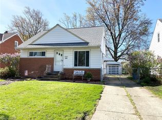 24300 Puritan Rd, Euclid, OH