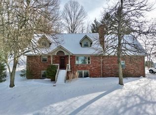 45 Dement Road, Triadelphia, WV 26059