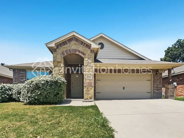 4609 Wheatland Dr — Photo 1