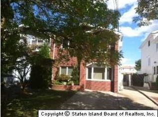 389 Grantwood Ave, Staten Island, NY 10312