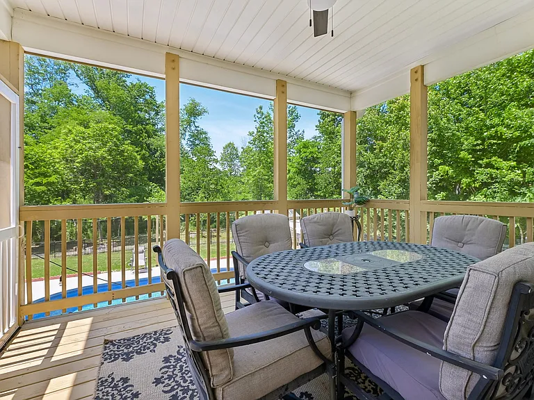 3924 Fox Grove Trl — Photo 36