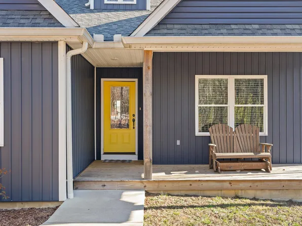 967 Walden Dr, Signal Mountain, TN 37377