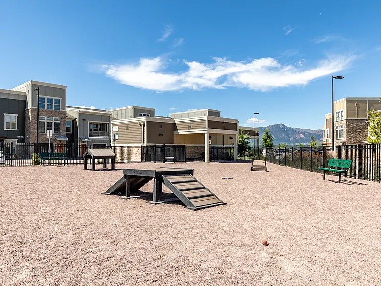 The Towne at Northgate — Photo 10