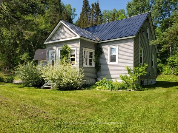 319 Ontario St, Burk's Falls, ON P0A 1C0