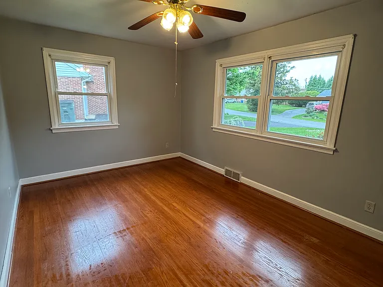 2235 Dixie Dr — Photo 8