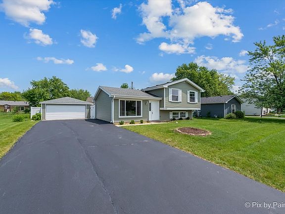 2nd image of 212 Lafayette Dr