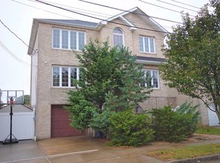 6 Garibaldi Ave, Staten Island, NY 10306
