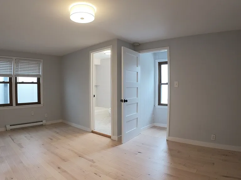4219 N Albany Ave #2 — Photo 18