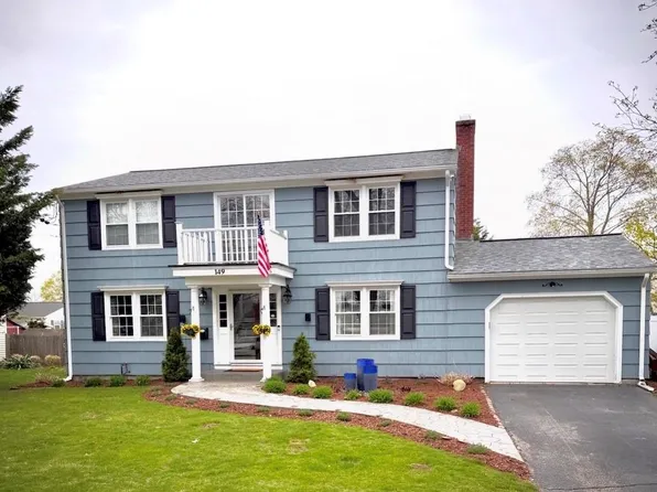 149 Rowe Ave, Pawtucket, RI 02861