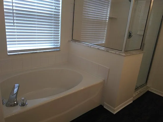 1443 Baythorn Dr — Photo 13