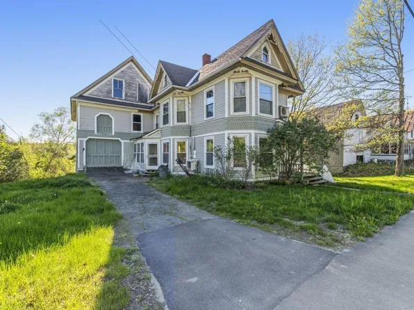 79 Pittsfield Avenue, Hartland, ME 04943