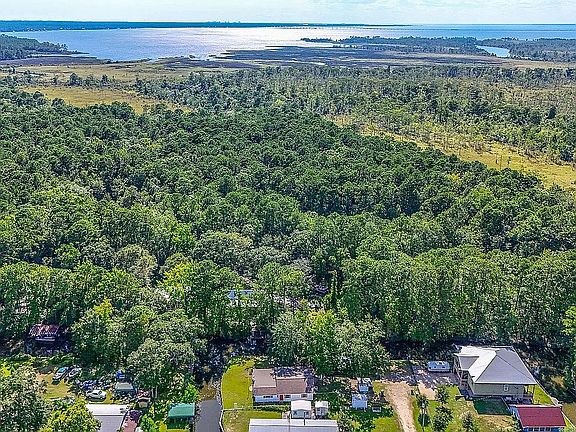 Aeriel w Choctawhatchee Bay