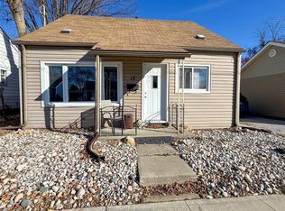 17 McNaughton Ave, Chatham Kent, ON N8A 1R7