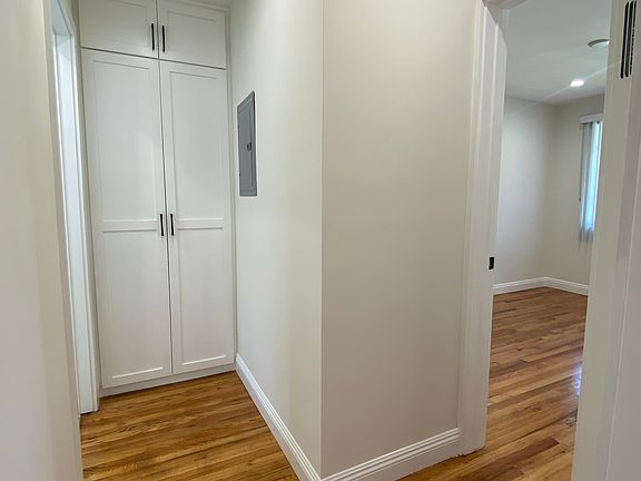 4th image of 1750 Grevelia St #1772